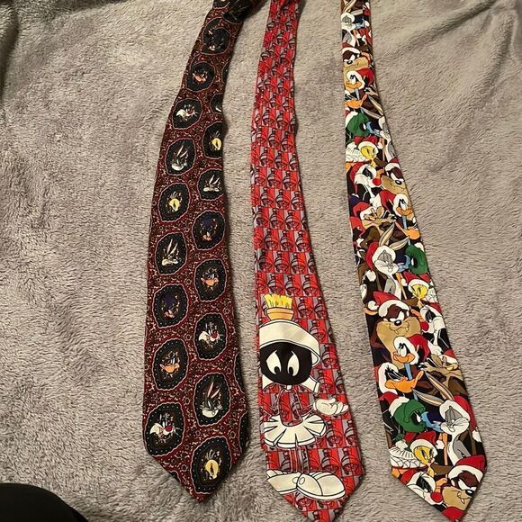 Warner Bros. Other - Vintage looney tunes neck ties